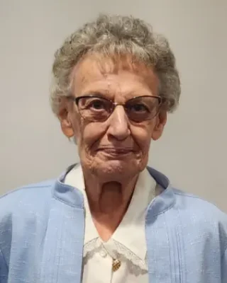 Linda Preisenger obituary photo